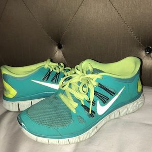 Nike Tennis shoes